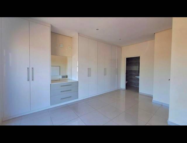 3 BEDROOM PROPERTY TO RENT IN OVERPORT